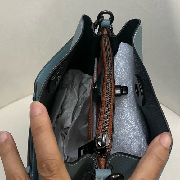 NWT Coach Willow Bucket Bag In Colorblock - Picture 10 of 10